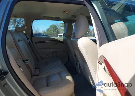 2008 Volvo V70 3.2 z USA, uszkodzony, nr VIN YV1BW982781044045